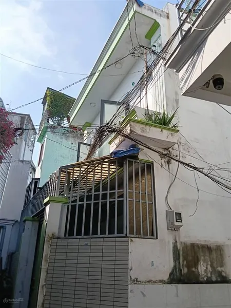 Nhà đẹp 5m x 8m đúc 2 tầng đường số 27, p6 q. gò vấp