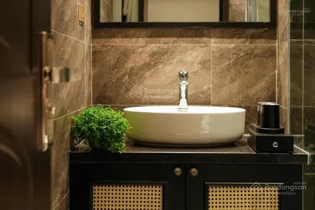 Bán nhà mặt phố tông đản, dt 800m2 mt 21m, nhà 5 tầng vị trí đẹp gần hồ gươm, 0965 190 ***