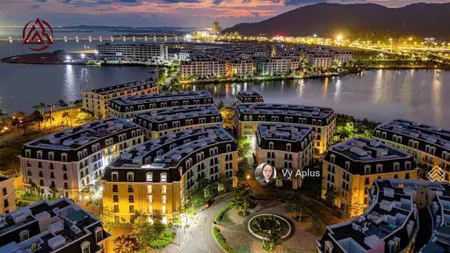 Rẻ nhất shophouse harbor bay hạ long full xây 5 tầng giá 7.x tỷ. gần vịnh gần hồ. 0936 585 ***