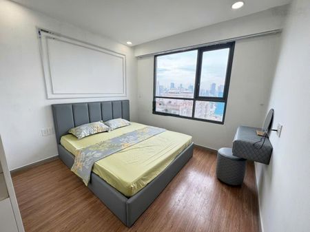 Căn hộ 2PN 2Wc 84m2 ban công view full nội thất cao cấp ngay Bến Vân Đồn Q4 LH Harry 0775924600