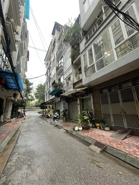 Bán nhà phân lô sát phố 17,8 tỷ 55m2 5 tầng mt 4,3m vỉa hè ô tô tránh kinh doanh hồng hà ba đình