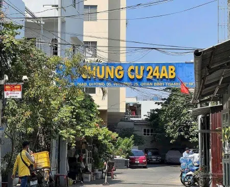 Bán căn hộ 99m2 3pn2wc, tầng 8 chung cư 24b đường d5, giá chỉ 5,650 tỷ tl, 0932 421 ***