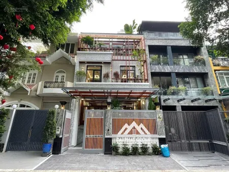 Bán villa 05 mỹ phước (b203) 7x18.5m giá 50 tỷ, có hầm, có thang máy, nhà đẹp phú mỹ hưng q7