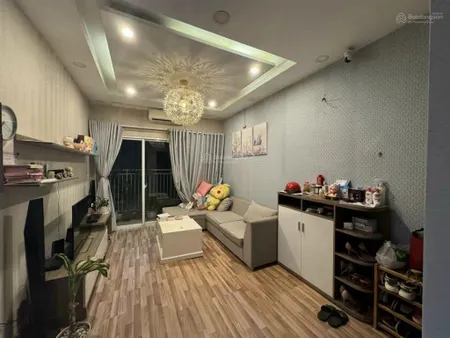 Gia đình cần bán lại căn hộ 2pn chung cư carillon 2 vì không có thời gian quản lý.