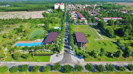 Nhà phố xây thô dự án dta vị trí đẹp, giá cực tốt