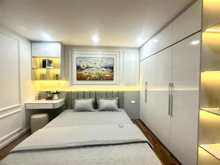 Chính chủ cần bán nhanh căn 2 phòng ngủ, 63m2 giá 4.6 tỷ full nội thất đẹp ở ngay, rẻ nhất khu vực