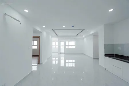 Chính chủ cần bán căn hộ conic boulevard, dt 84m2, 2pn, 2wc, tầng 12 giá 2,850 tỷ. 0787 452 ***