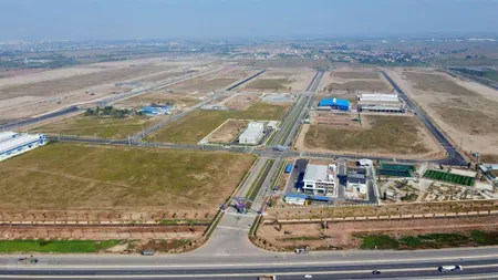Sở hữu đất làm nhà xưởng mặt đường cao tốc thuận tiện treo biển bảng diện tích 2ha tới 10ha