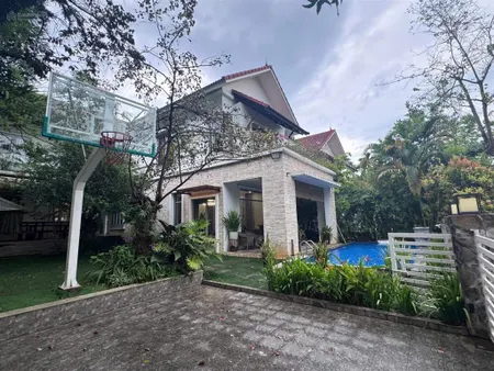 Bán biệt thự khu a xanh villas, 605m2 mặt tiền 18m, 46,9 tỷ, sổ đỏ chính chủ, giao dịch ngay