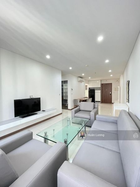 Cho thuê căn 3PN-2WC nội thất đẹp view Q1 tại Hà Đô Centrosa Q10, xách vali vào ở ngay giá chỉ 26tr
