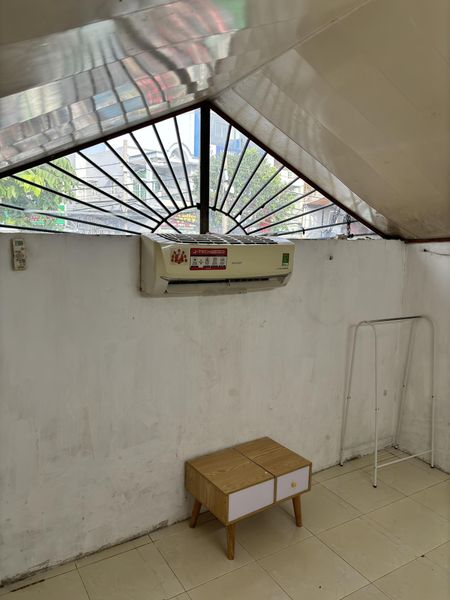 Phòng trọ máy lạnh Quận 6. Mặt tiền đường