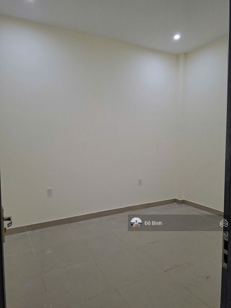 Cho thuê nhà 2 tầng - đường phan văn đáng - 3pn - 2wc - trục đường chính
