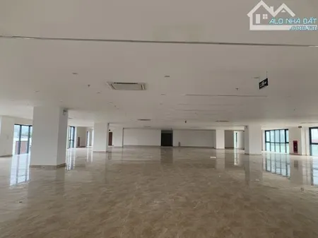 CÒN TRỐNG!!!! Văn phòng hơn 1000 m2 quận Cẩm Lệ. LH: OFFICE DANANG