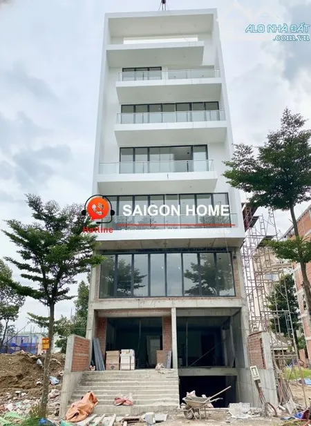 🏢 CHO THUÊ TÒA NHÀ 8 TẦNG SÀN TRỐNG SUỐT MẶT TIỀN TRUNG TÂM QUẬN 2