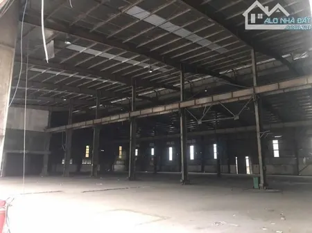 cho thuê kho tại cụm công nghiệp nam từ liêm hà nội, DT. kho 2700m2 có cắt lẻ từ 1000m2