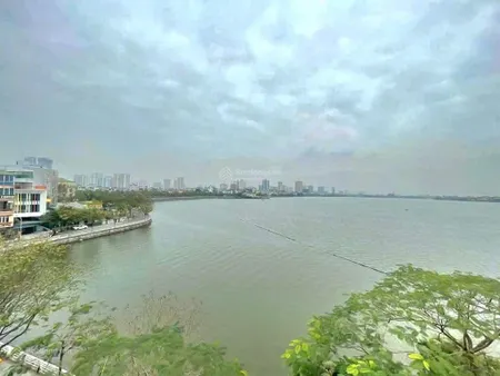 Bán nhà mặt phố xuân diệu 135m2, 7 tầng giá 70 tỷ. tây hồ