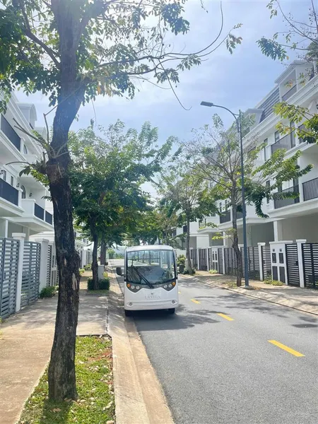 Chính chủ gửi bánlavida vũng tàu lk13 đông nam 78m2 giá 6,550 tỷ, đã có thông báo làm sổ hồng.