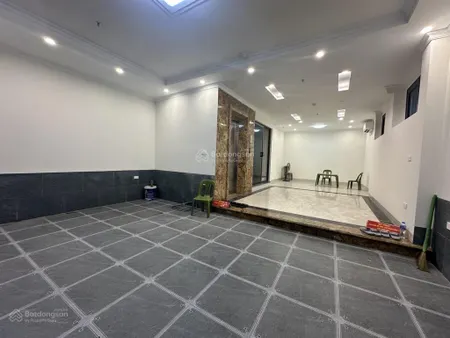 Bán chung cư mi ni phố giang văn minh thông đội cấn.diện tích 70m/8 tầng thang máy/mặt tiền 5.2m.