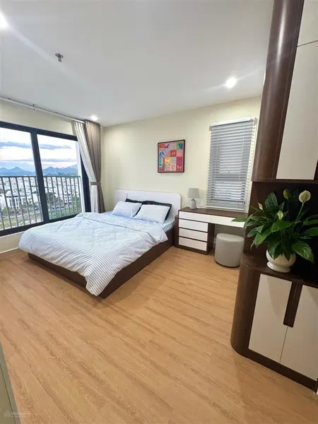 Bán căn góc thoáng 2 mặt tiền view cao bá quát ct2 vcn phước hải ( full nội thất xịn)