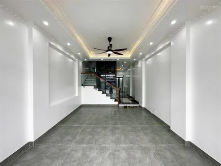 Căn nhà 4 tầng 60m có thang máy tái định cư chợ hoa quả hồng bàng cực đẹp chỉ 7,2 tỷ. 0977 942 ***
