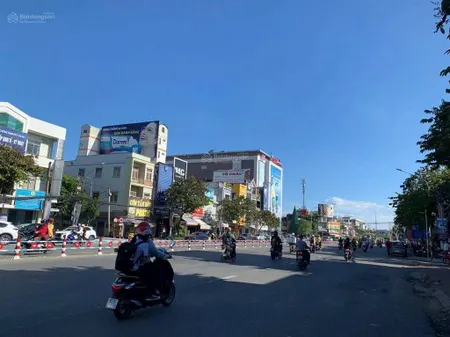 Bán nhà 20 tỷ 2 lầu mặt tiền hùng vương, p.thới bình, q.ninh kiều, cần thơ
