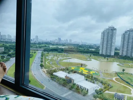 Bán căn hộ lớn 200m2, 4pn 3wc, tầng cao, view thành phố tại the matrix one. 0962 636 ***