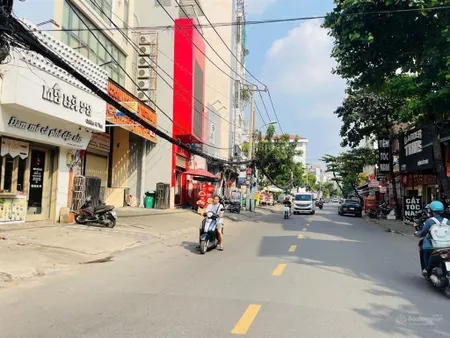 Bán đất hẻm oto 7m ngay ngoại thương. chỉ 97 triệu/m2. tổng 107m2. ngang 4,1x26m, tiện xây chdv.