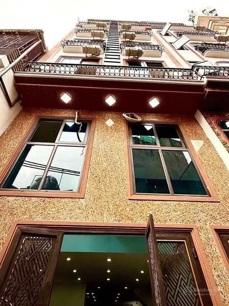 Siêu phẩm trung tâm ba đình toà căn hộ dịch vụ ô tô đỗ cửa ngõ thông