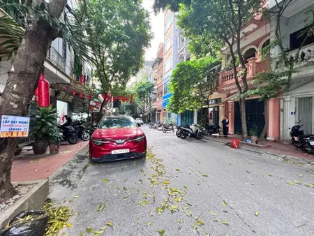 Bán gấp đất mặt phố tô hiệu hà đông, 2 thoáng trước sau diện tích 78m2 giá chỉ 299 triệu/m2.