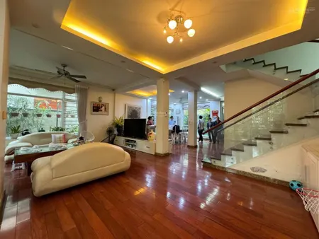 Bán biệt thự siêu vip khu nhà ở quốc hội, 180m2, 4 tầng, mt 10m. vừa ở vừa kinh doanh vp, thẩm mỹ