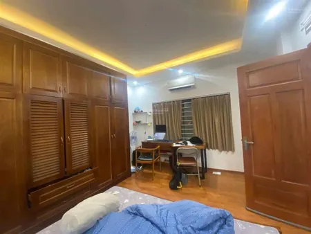 Bán đất tặng nhà 5 tầng khu chia lo bàn cờ hồng hà dt 45m,5 tầng, mt đẹp thửa vuông đẹp, ô tô tránh