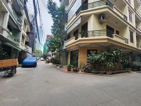 Bán nhà tân ấp, dt 70m x 6 tầng mt 12m lô góc 2 mặt ngõ ô tô tránh đỗ, giá 22 tỷ.