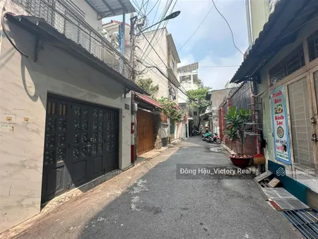 Bán nhà ấp bắc núi thành kế bên etown metro dt 4.4 x 24 2 tầng giá 10.7 tỷ tl