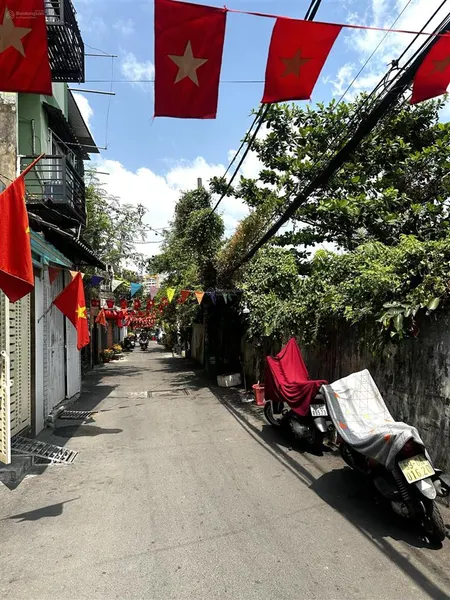 Ngay khu du lịch bình quới siêu phẩm phường 27 bình thạnh hxh cách 10m nhà đẹp 3 tầng