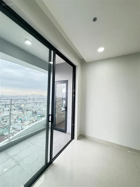Bán nhanh căn 3pn 2wc 110m2 chỉ 7tỷ5 nhận nhà ngay, thiết kế thông thoáng view đẹp dhomme quận 6