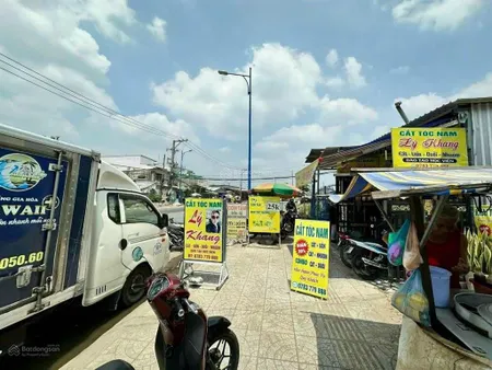 Nền mặt tiền hoàng quốc việt, sát bên cầu đường xuân thủy nối vào, q ninh kiều, tp cần thơ