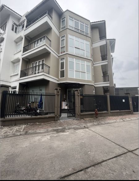 Cho thuê sàn văn phòng 100m2 chính chủ - Lĩnh Nam (ảnh thật 100%)