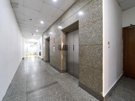 Duy nhất! 1 sàn văn phòng 282m2, giá 112 triệu/tháng - cao ốc PSG