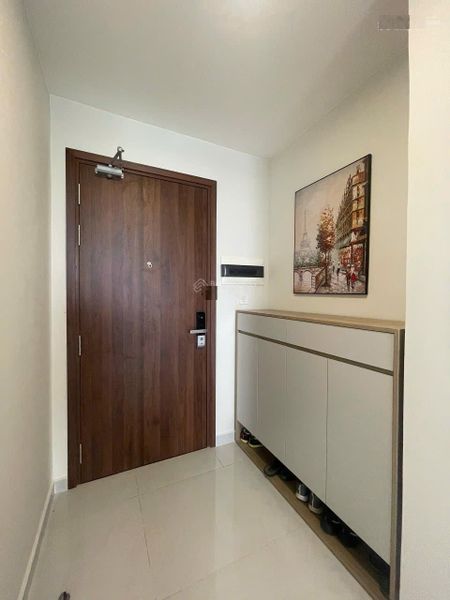 Cho thuê căn hộ 2 phòng ngủ 2 wc siêu đẹp giá 9tr/tháng tại The Emerald Golf View - Thuận An, BD