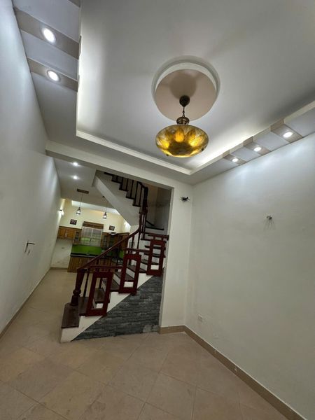 Cho thuê nhà nguyên căn Phố Lý Nam Đế, DT 45m2 x 4 tầng, MT 5m, giá 20 triệu/tháng