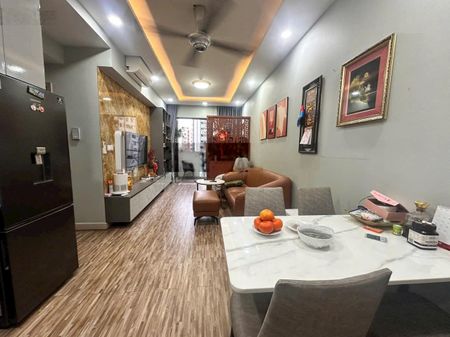 Chính chủ ký gửi cho thuê căn hộ Khu EMERALD 2pn 2wc full nội thất giá tốt