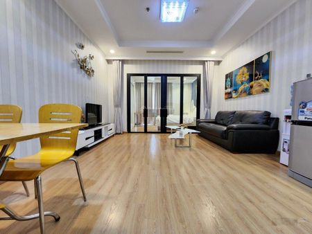 Chính chủ cho thuê gấp căn hộ tại Royal City, tòa R6, 55m2, 1PN, giá: 14 triệu/th, LH: 0365691228