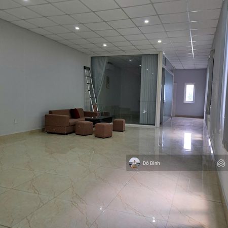 Cho thuê nhà 2 tầng đường - bùi trang chước - rộng rãi