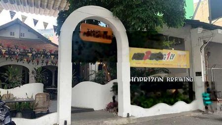 Cho thuê nhà mặt tiền Võ Thị Sáu, Phường 1, Quận 3. DT: 40x60m. 1 trệt 1 lầu. DTSD: 4.800m2