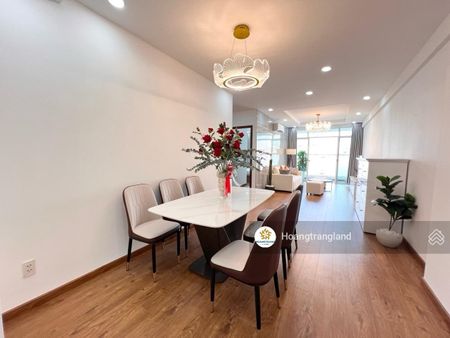 Cho thuê gấp gấp 2PN Hoàng Anh Thanh Bình Q7 giá cực tốt nhà nội thất đầy đủ. LH: Hoàng 0909107705