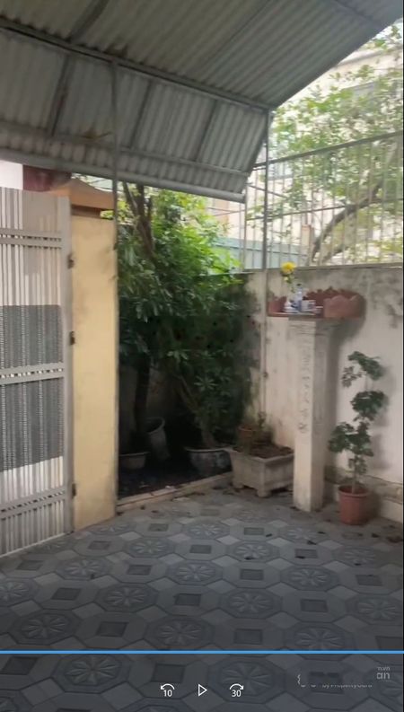 Nhà nguyên căn, 2 tầng 6x18m, cho thuê lâu dài - 12 triệu