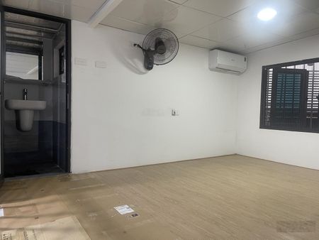 Cho thuê nhà mới nguyên căn dt40m2, 2n+2wc+bếp kk ngõ ô tô, tại nguyên hồng - vũ ngọc phan.