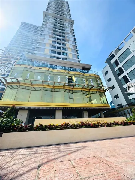 Cần tiền bán gấp căn hộ dhomme q6, căn góc 110m2, 3pn, sổ hồng lâu dài, nhận nhà ở ngay trước tết