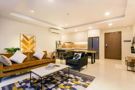 Cần cho thuê chung cư SaiGon Asiana. Quận 6. DT 70m, 2PN 2WC. Giá 11tr/th. LH: 0933813383 ĐỨC.