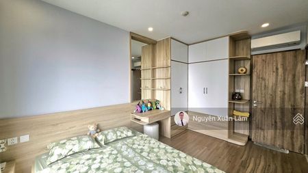 Cần cho thuê 105m2 full đồ mới tinh view biệt thự đảo siêu đẹp giá rẻ 17 triệu Oasis - Ecopark